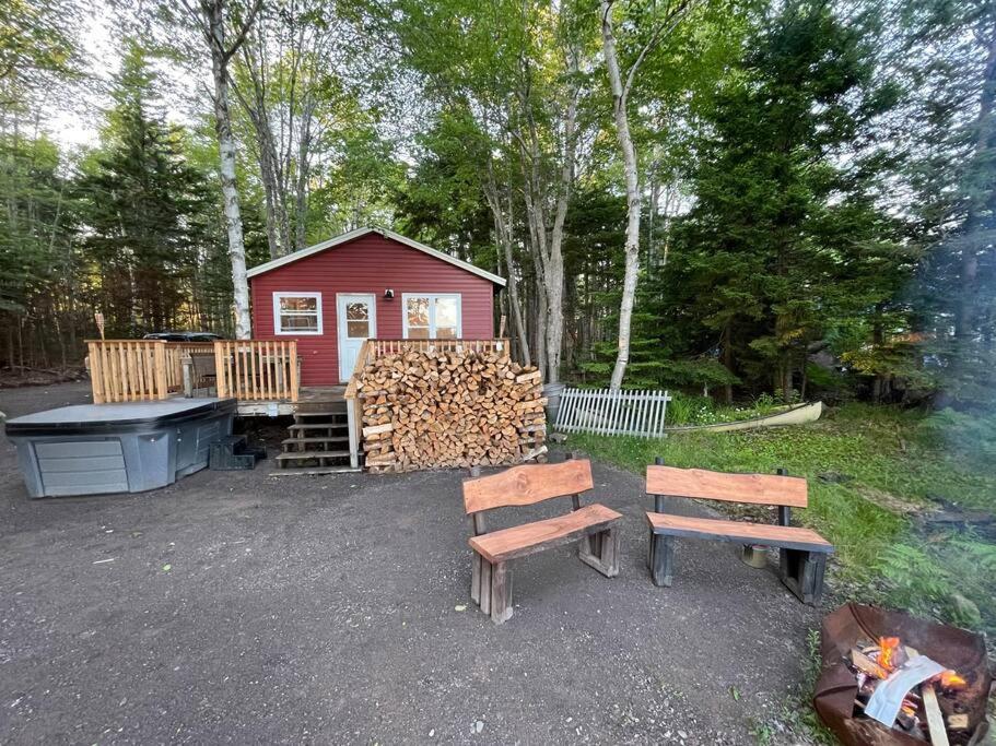 Leland'S Lakehouse Wolfville Esterno foto